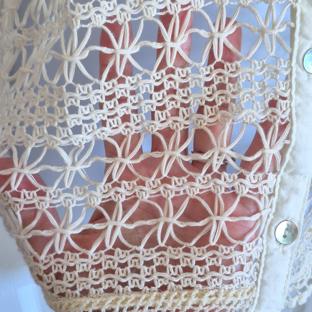 Crochet lace boho button up off-white cream vest top women's small - Picture 3 of 8